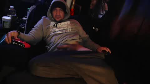 rm_discov3ri33z online show from February 7, 9:58 am