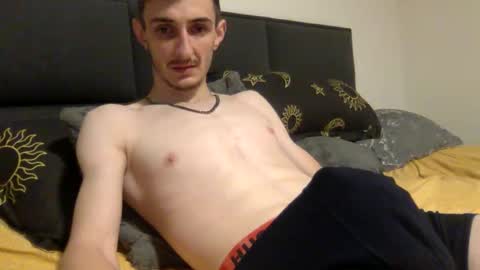 rmarcu online show from April 18, 11:27 pm