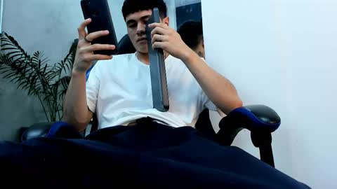 Roan Birkin online show from November 21, 9:02 pm