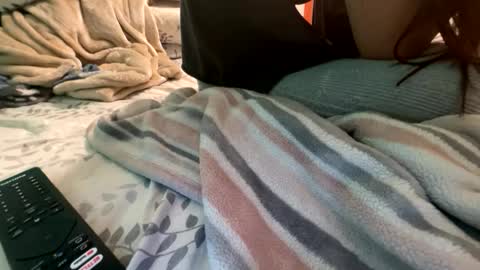 roarmance1 online show from November 9, 2:48 am