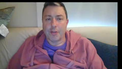 Snapshot of rob_bower_guy chatting on March 12, 9:03 pm rob_bower_guy online show from March 12, 9:03 pm