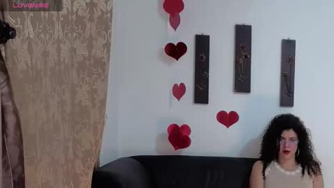 Snapshot of robert_kloe chatting on September 28, 2:09 am Robert and Kloe online show from September 28, 2:09 am