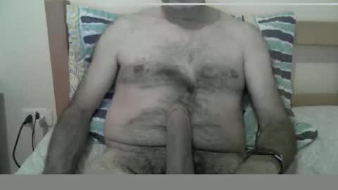 Robhin maduro online show from June 5, 5:35 am