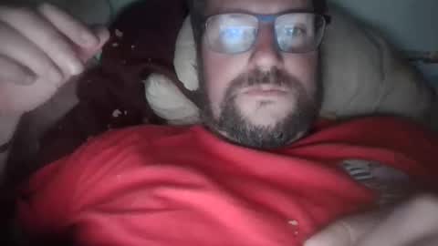 robinouhot online show from April 6, 8:10 pm