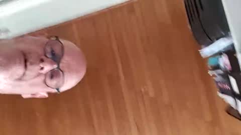 robke1966 online show from February 15, 7:51 am