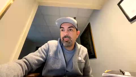 Snapshot of roblatino12 chatting on October 21, 6:44 pm roblatino12 online show from October 21, 6:44 pm