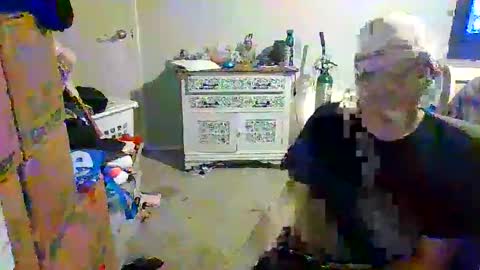 Rob witha 8 online show from December 2, 12:31 am