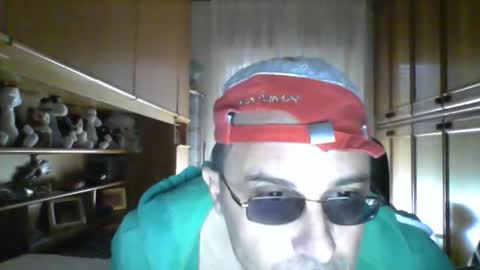 robertino online show from March 29, 11:56 am