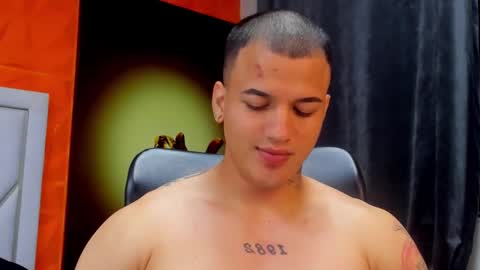 rocco_santos online show from January 11, 5:02 am