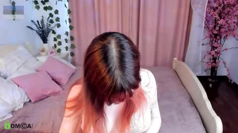 rochelle_dolly online show from December 2, 9:29 am