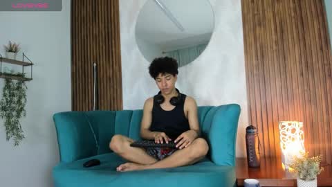 Rodney Styles online show from February 12, 3:29 am