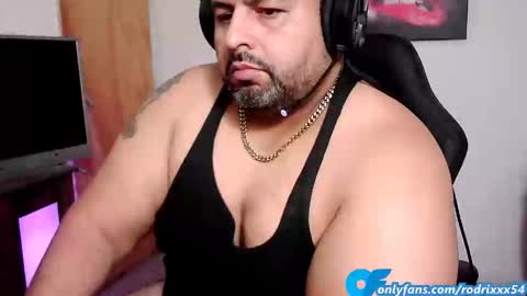rodrixxx54 online show from February 19, 8:20 pm