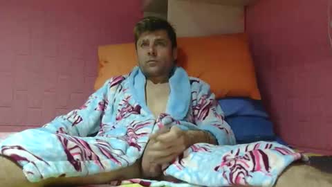 Banderas online show from April 1, 7:22 pm