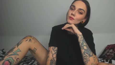 Snapshot of rokiinbaby chatting on January 13, 8:48 pm rokiinbaby online show from January 13, 8:48 pm