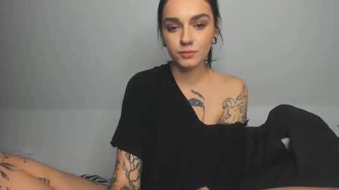 Snapshot of rokiinbaby chatting on December 5, 11:23 pm rokiinbaby online show from December 5, 11:23 pm