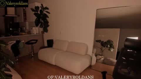 Valery Roldans online show from January 14, 5:37 am