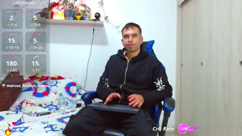 rolos_hot32 online show from October 23, 1:18 am