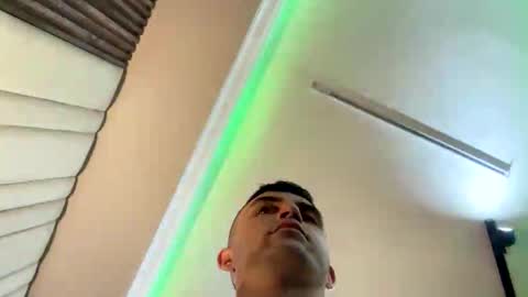   online show from November 24, 11:42 am