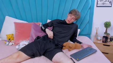 Romeo Ricci online show from January 14, 4:18 pm