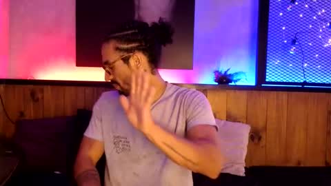 R O M E O  online show from February 18, 3:50 am