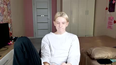 Ron online show from February 19, 7:40 am