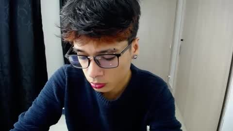 Ronald online show from April 3, 5:03 am