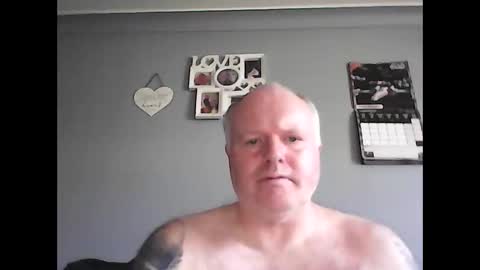 Horny Guy online show from February 28, 4:11 pm