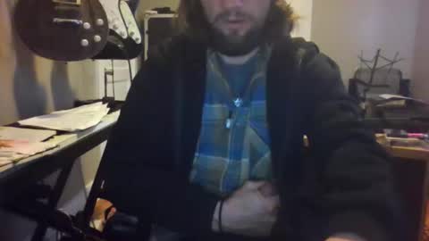 ronniejohnston13 online show from December 19, 9:32 pm