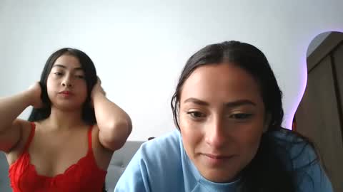 roosmery_ online show from October 14, 2:42 pm