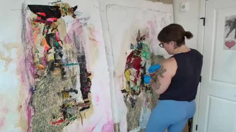 Snapshot of rosaliecaine chatting on October 27, 8:31 pm Rosalie Caine online show from October 27, 8:31 pm