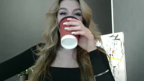 Rosalina online show from November 6, 2:09 pm