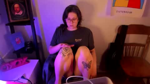 rose257044 online show from March 15, 1:36 pm