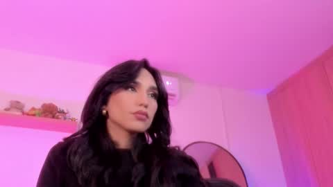 Rose Saenz online show from November 15, 6:42 pm