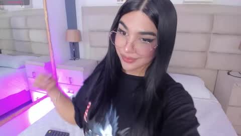 Rose online show from October 11, 2:00 pm