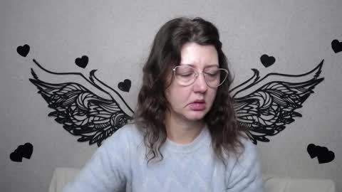 RoseHille online show from February 1, 5:59 am