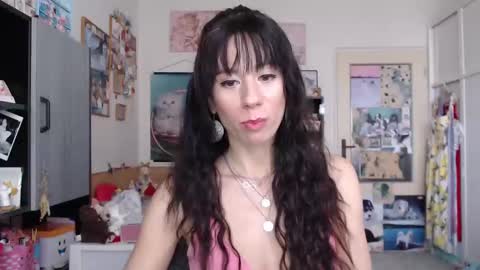 Rose online show from March 16, 2:32 pm