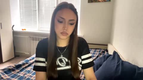 Snapshot of rosenavillifana chatting on September 27, 11:41 am Mimi online show from September 27, 11:41 am