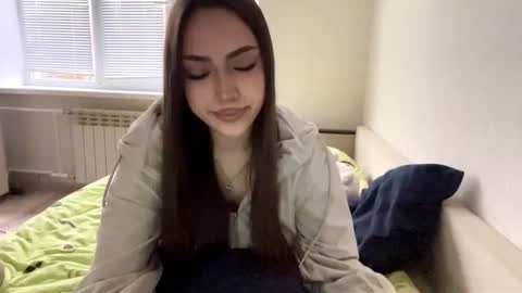 Snapshot of rosenavillifana chatting on October 22, 11:23 am Mimi online show from October 22, 11:23 am