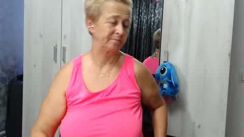 Lovepinklilly online show from July 22, 6:21 pm