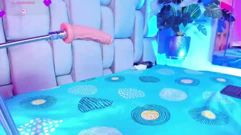 Rose online show from March 22, 9:35 am