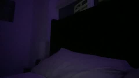 not your average online show from October 18, 8:18 am