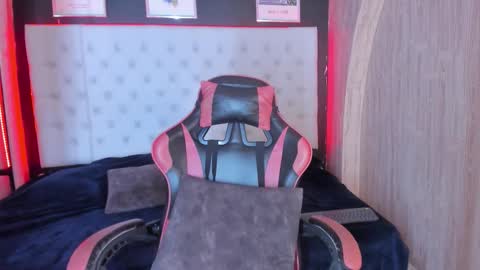 rosi_cooper online show from January 5, 5:27 pm