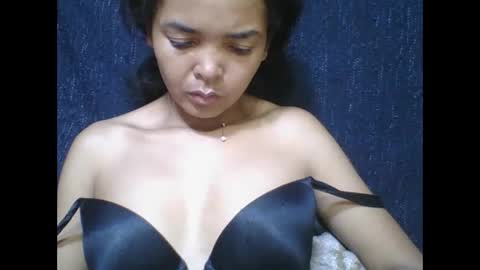 rosia685234 online show from December 20, 7:59 am