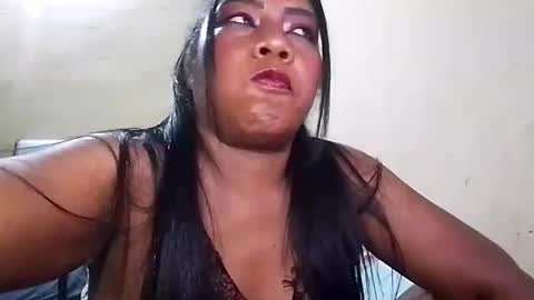 rosmerynavarro online show from December 17, 5:14 am