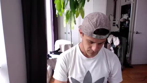 RossCollab online show from February 25, 8:34 pm