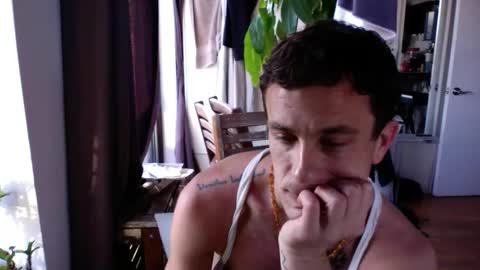 RossCollab online show from November 24, 8:40 pm