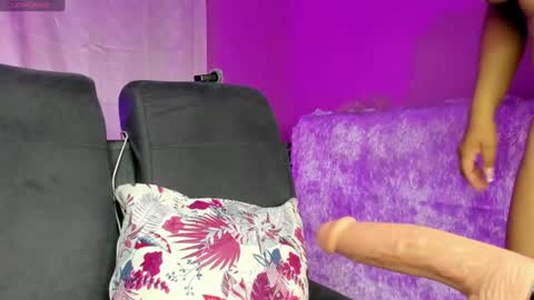 rossluu online show from July 15, 2:17 am