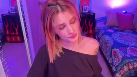 rot_wallace online show from June 15, 12:13 am