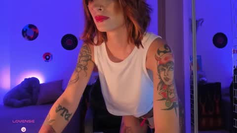 rot_wallace online show from January 11, 8:48 pm