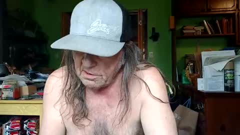 Snapshot of rotorranch chatting on September 12, 6:32 pm rotorranch online show from September 12, 6:32 pm